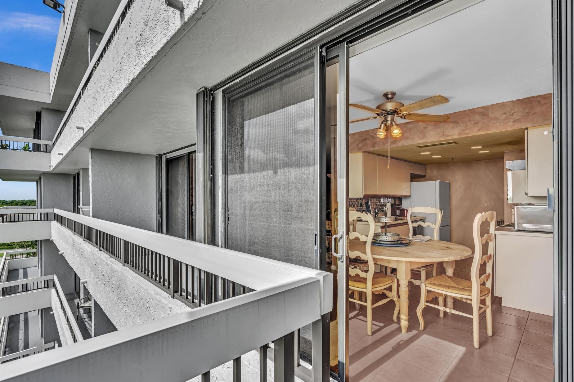 23200 Camino Del Mar, Unit 602, Boca Raton, FL 33433 Photo