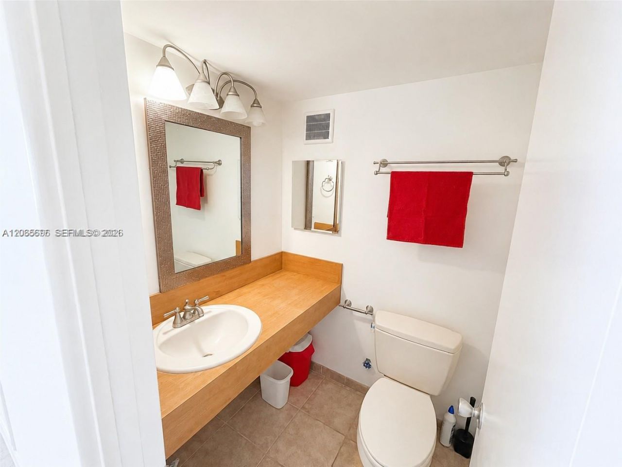8233 Harding Ave, Unit 703, Miami Beach, FL 33141 Photo