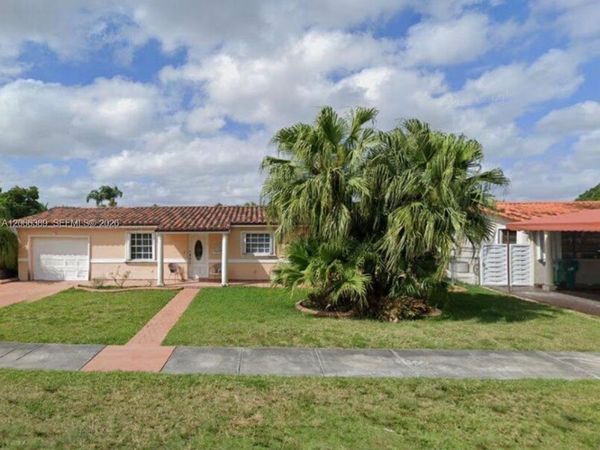 10121 SW 34th St , Miami, FL 33165