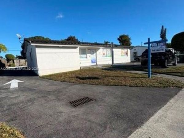 3221 SW 107th Ave , Miami, FL 33165
