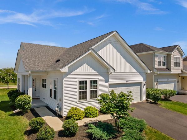 649 Elizabeth Street , Elburn, IL 60119