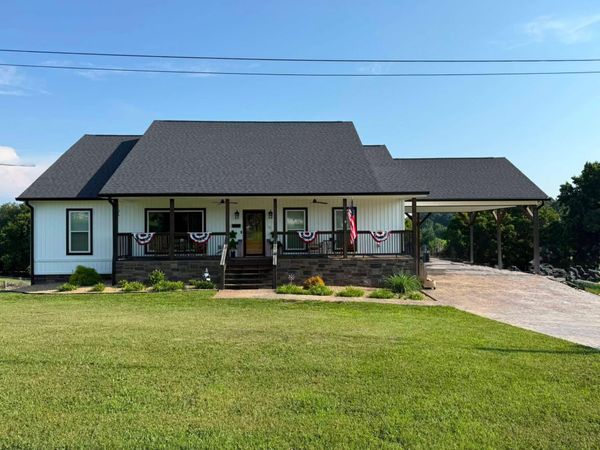 208 Riviera Drive, Newport, TN 37821