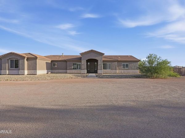 28920 N 201ST Avenue, Wittmann, AZ 85361