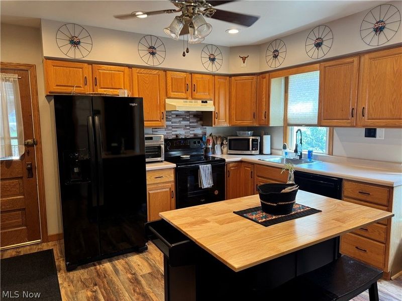 303 S Market Street, Loudonville, OH 44842 Photo 10