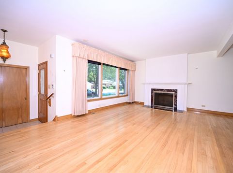 Main Photo