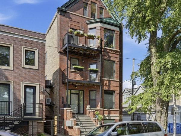 2312 W McLean Avenue , Unit 2S, Chicago, IL 60647