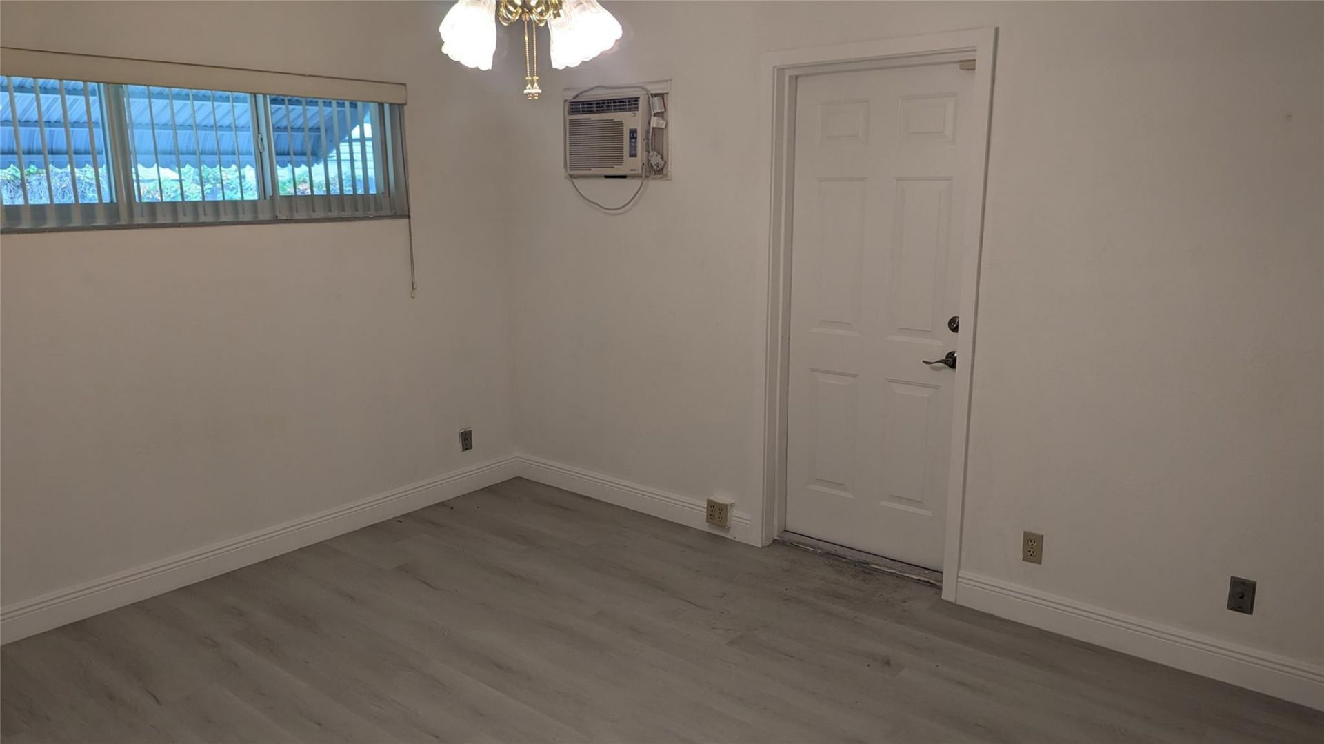 2080 SW 38th Avenue, Fort Lauderdale, FL 33312 Photo