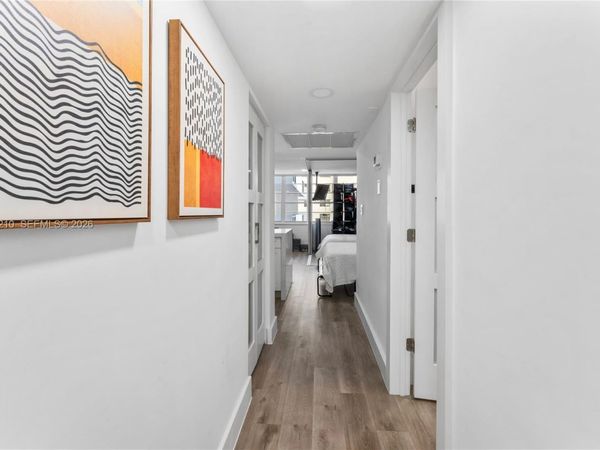 100 Lincoln Rd, Unit 301, Miami Beach, FL 33139