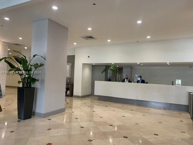 100 Lincoln Rd , Unit 301, Miami Beach, FL 33139 Photo