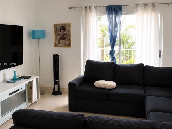 17901 NW 68th Ave , Unit T104, Hialeah, FL 33015