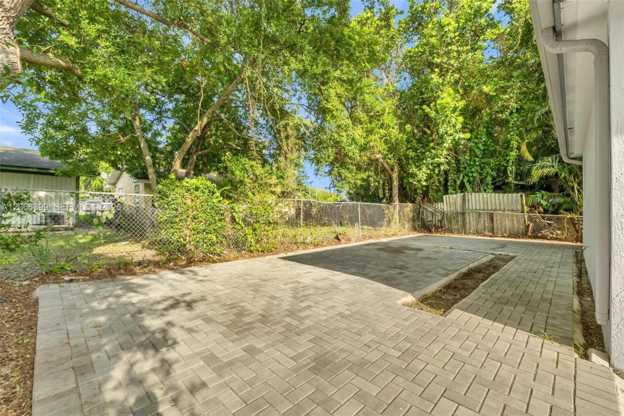 7537 NW 3rd Ave, Unit 1, Miami, FL 33150 Photo