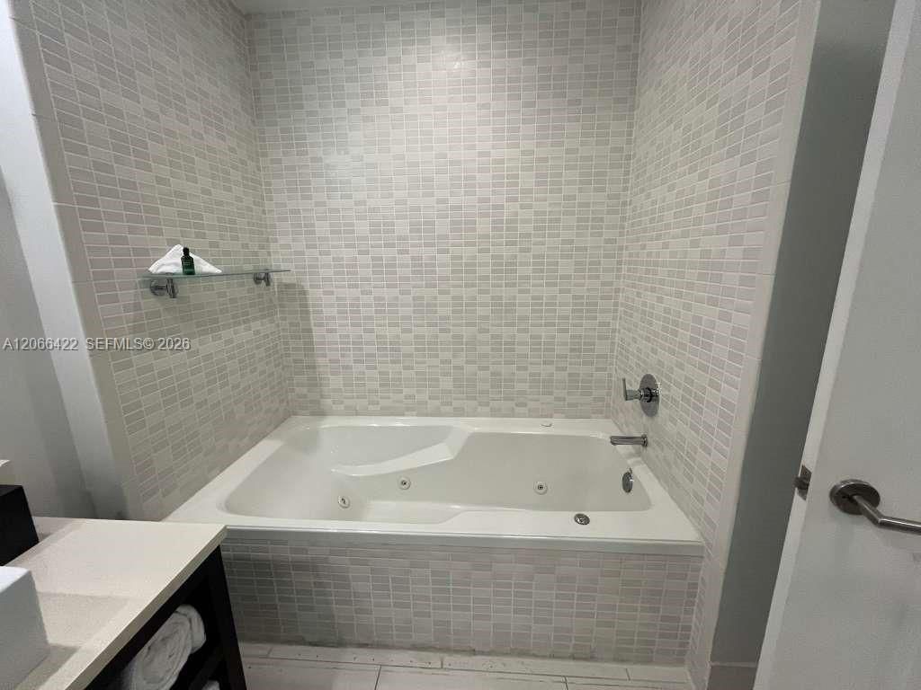 5300 NW 87th Ave , Unit 307, Doral, FL 33178 Photo