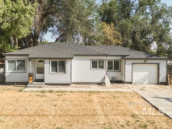 730 E Cedar St, Pocatello, ID 83201