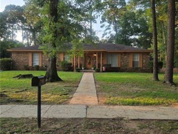 4954 Oxford Drive, Mobile, AL 36618
