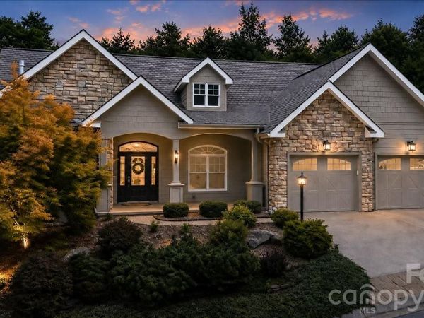 82 Wood Owl Court , Hendersonville, NC 28791