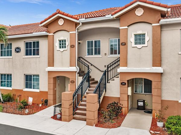 3504 BRIAR BAY Boulevard, Unit 204, West Palm Beach, FL 33411