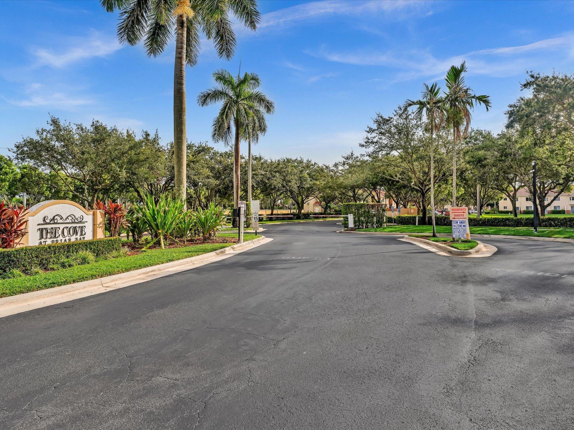 3504 Briar Bay Boulevard, Unit 204, West Palm Beach, FL 33411 Photo