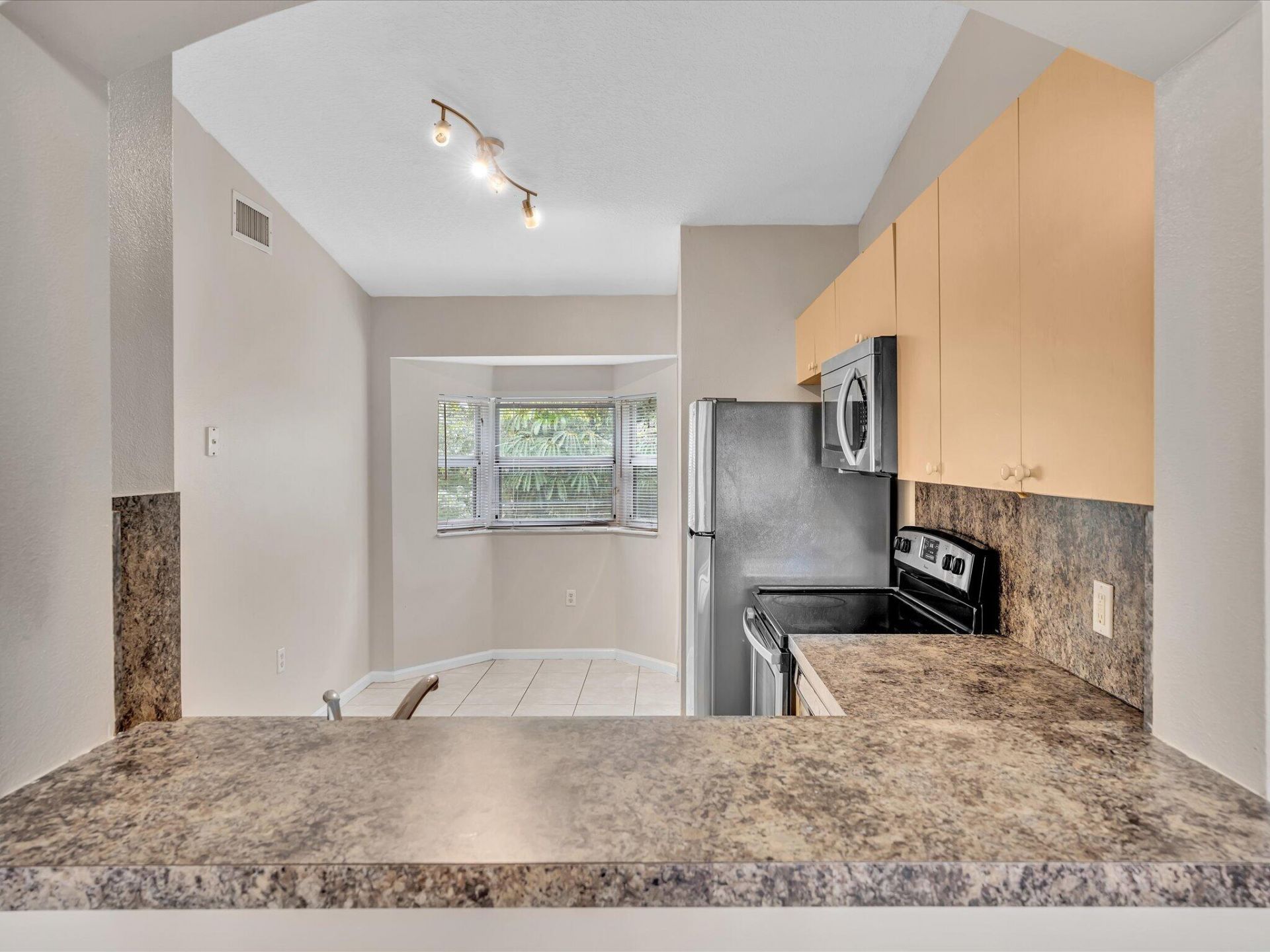 3504 Briar Bay Boulevard, Unit 204, West Palm Beach, FL 33411 Photo
