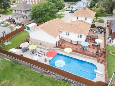 1919 S 8 Street, Omaha, NE 68108