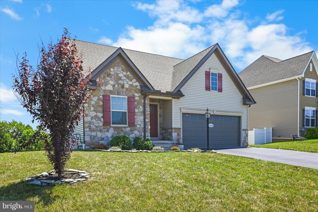 316 HOLLYHOCK DRIVE, MANCHESTER, PA 17345