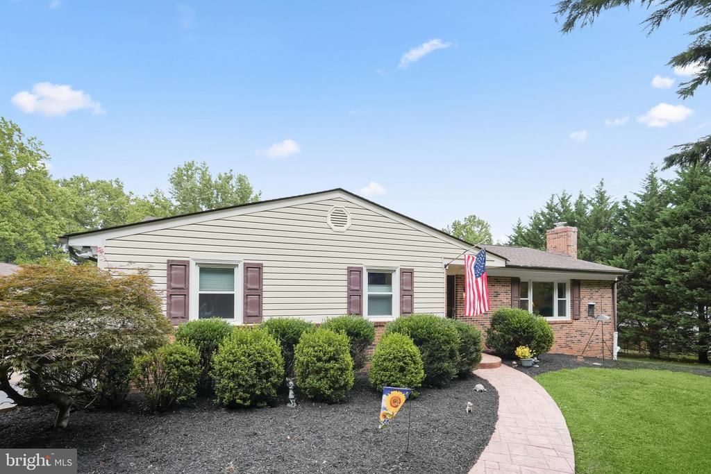 7079 Riley Road, Warrenton, VA 20187 Main Photo