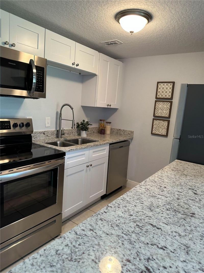23 Country Club Drive, Unit B, New Smyrna Beach, FL 32168 Photo