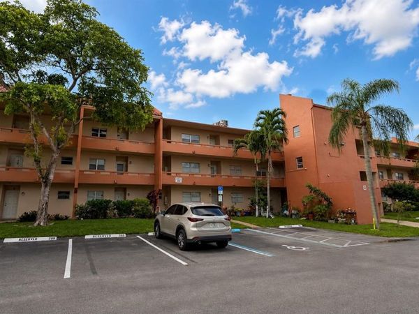 8810 W MCNAB ROAD, Unit 303, TAMARAC, FL 33321