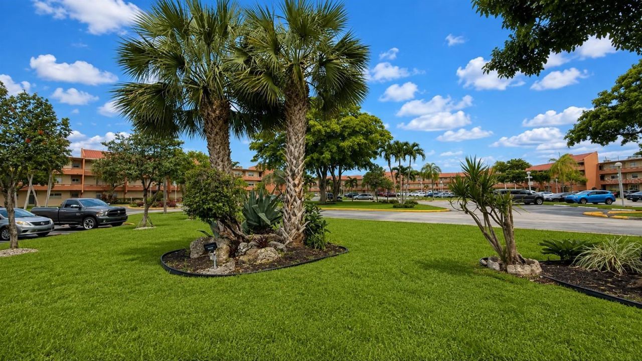 8810 W Mcnab Road, Unit 303, Tamarac, FL 33321 Photo