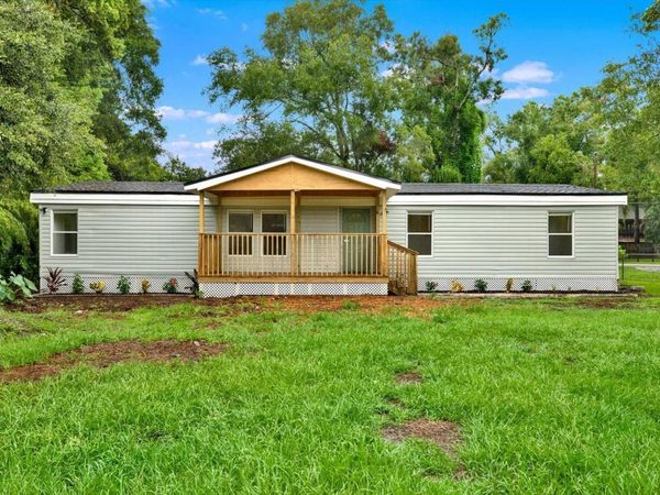 5801 MYRTLE LANE , TAMPA, FL 33625
