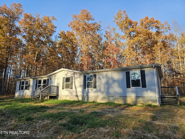 196 Red Hill Rd, Sunbright, TN 37872