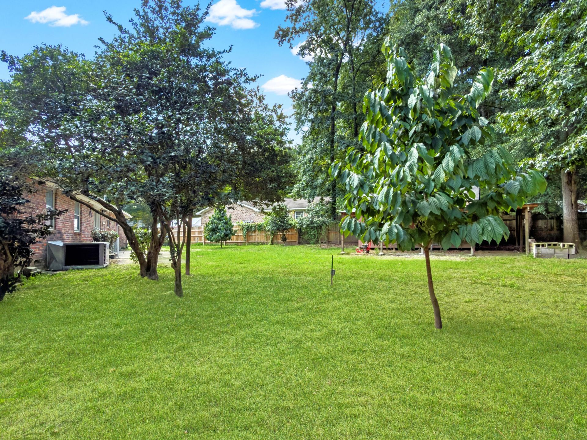 118 Azalea Drive Photo 22