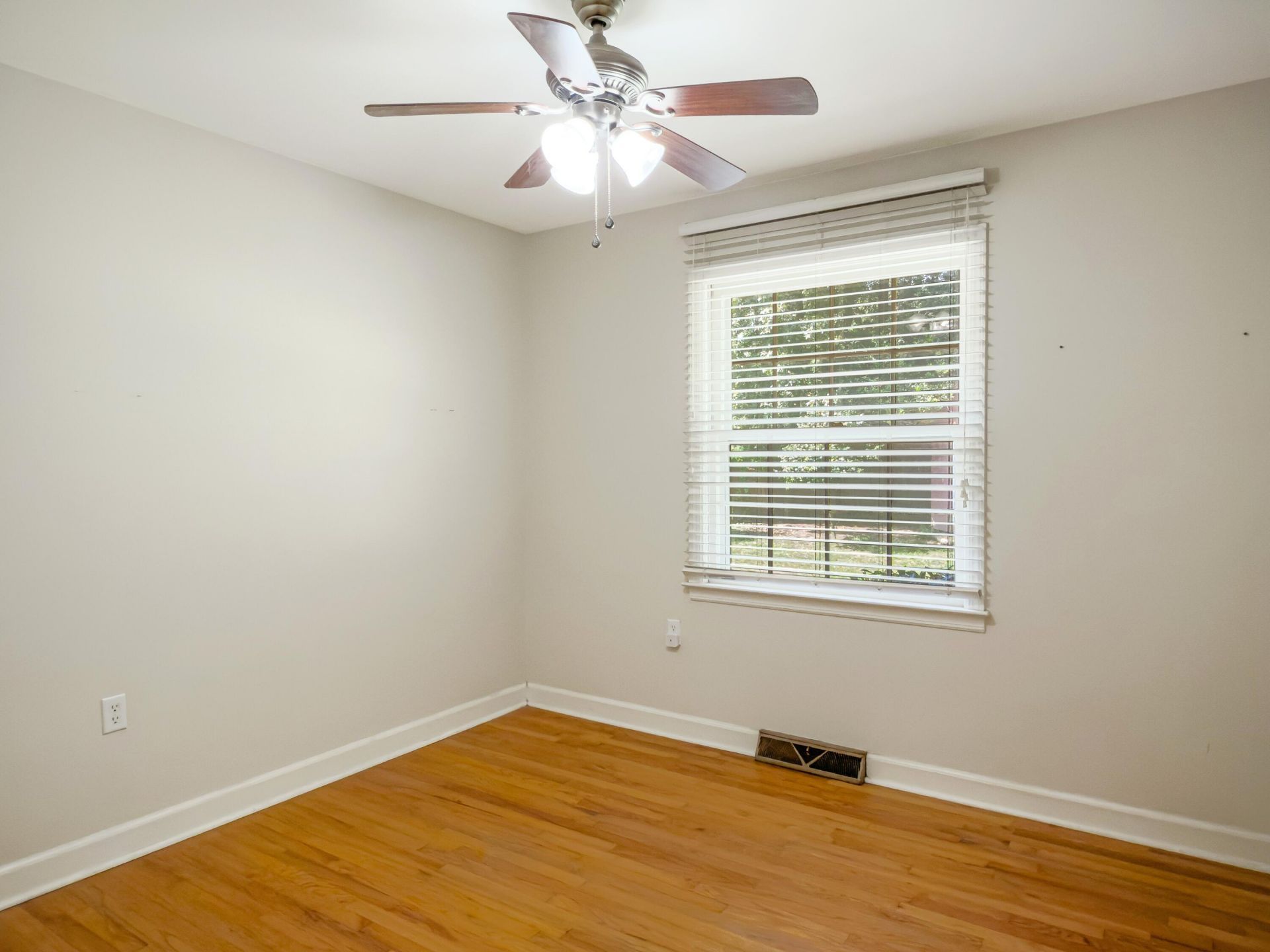 118 Azalea Drive Photo 26