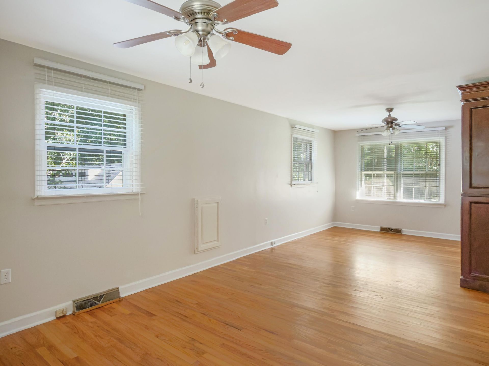 118 Azalea Drive Photo 9