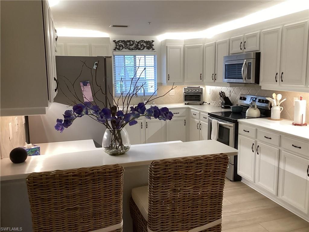 782 Eagle Creek Dr, Unit 202, Naples, FL 34113 Photo