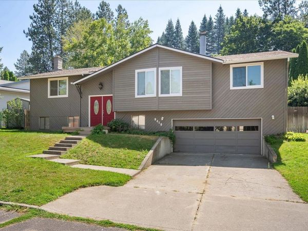 8418 N General Grant Way, Spokane, WA 99208