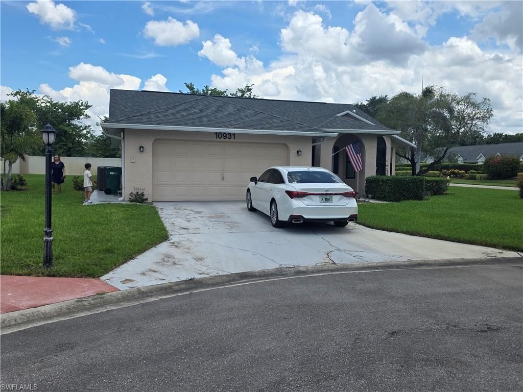 10931 Helm Ct, Naples, FL 34109 Photo