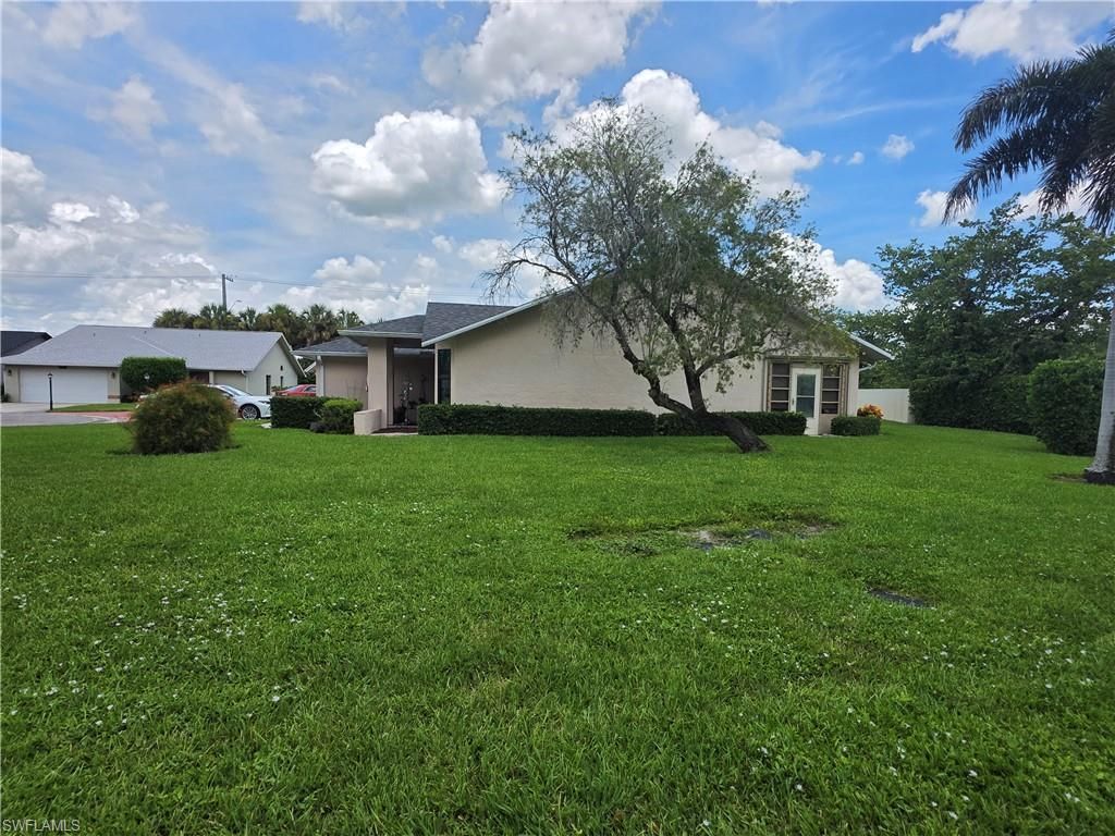 10931 Helm Ct, Naples, FL 34109 Photo
