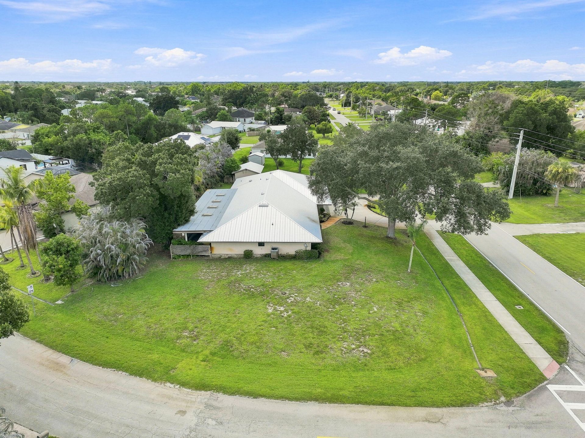 2381 SW Bayshore Boulevard, Port Saint Lucie, FL 34984 Photo