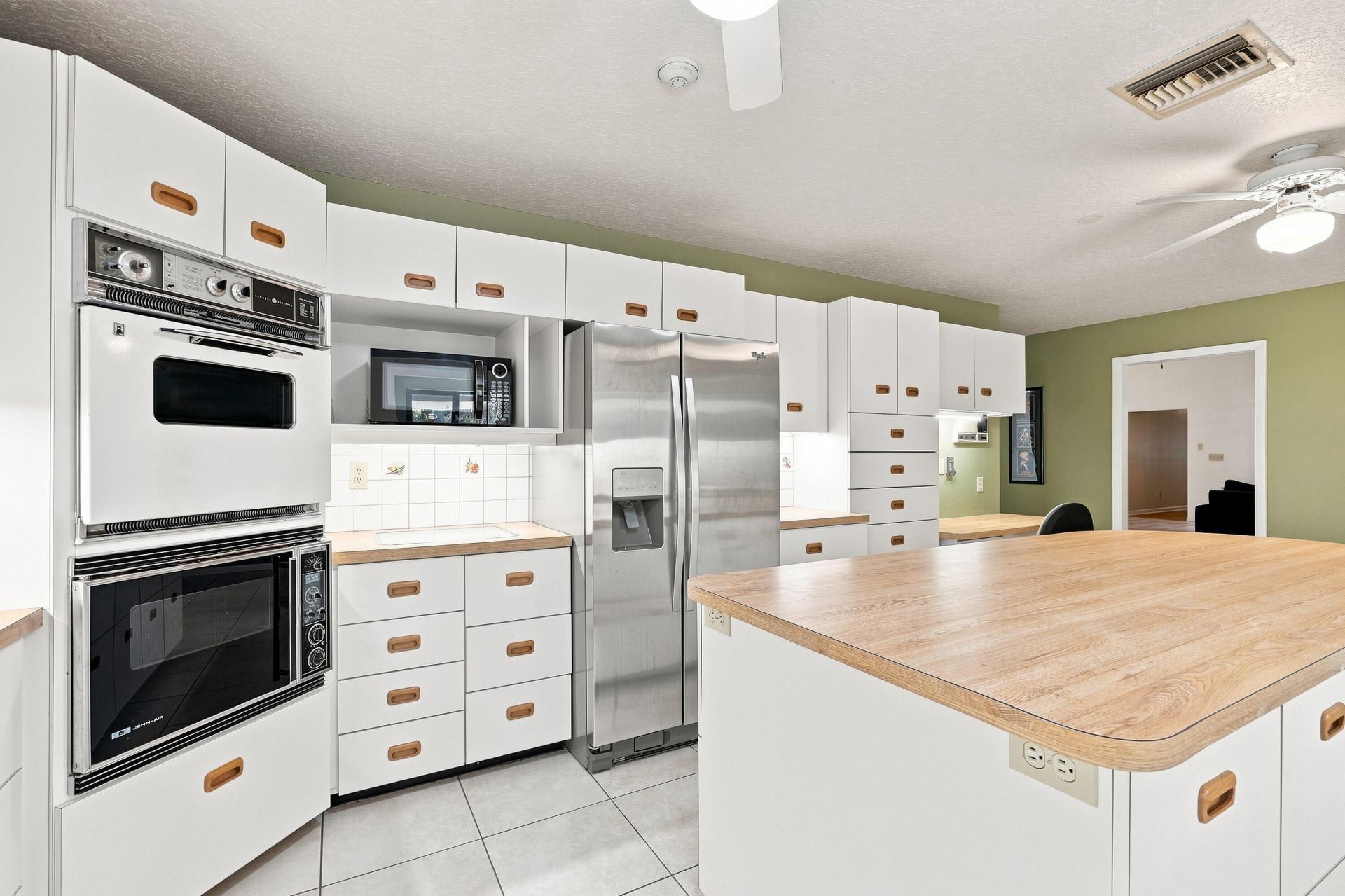 2381 SW Bayshore Boulevard, Port Saint Lucie, FL 34984 Photo