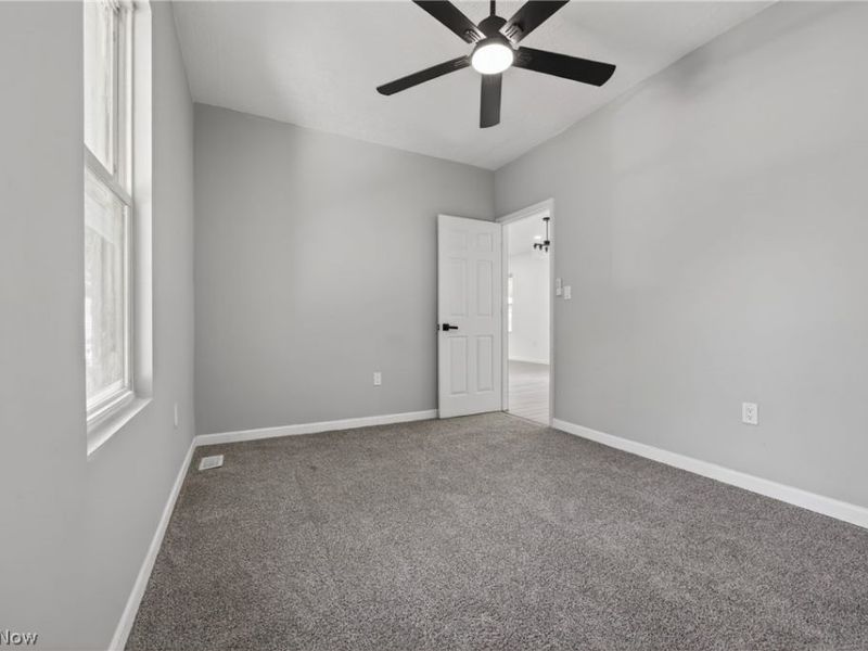 3226 W Ridgewood Drive, Parma, OH 44134 Photo 11