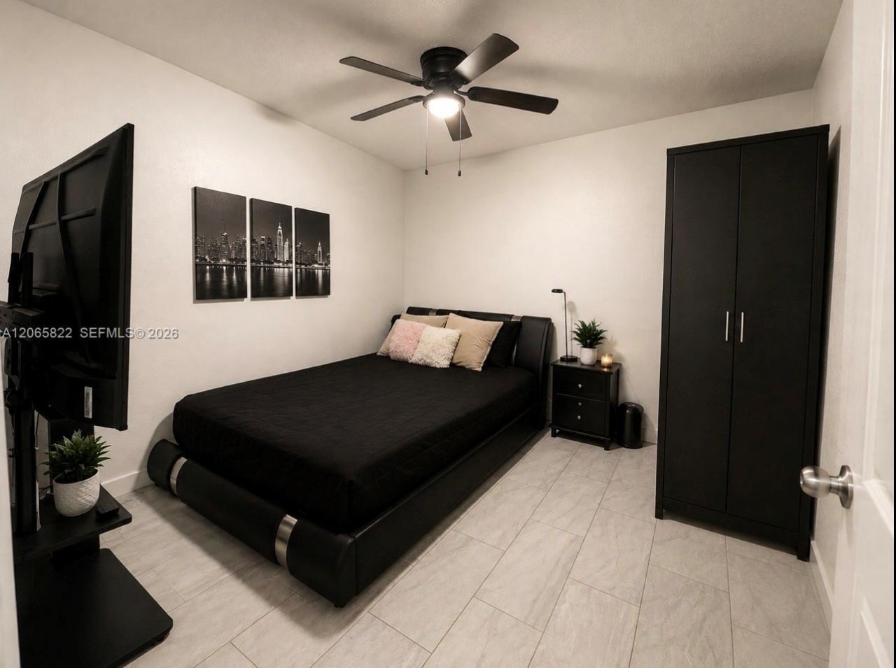 5920 NE 1st Ter , Fort Lauderdale, FL 33334 Photo