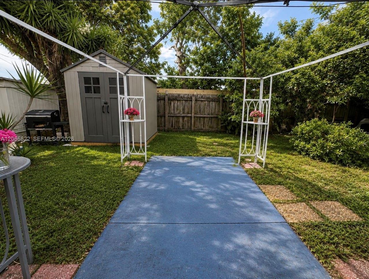 5920 NE 1st Ter , Fort Lauderdale, FL 33334 Photo