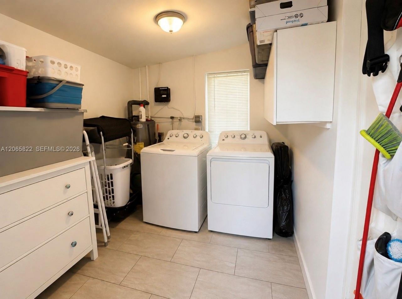 5920 NE 1st Ter , Fort Lauderdale, FL 33334 Photo