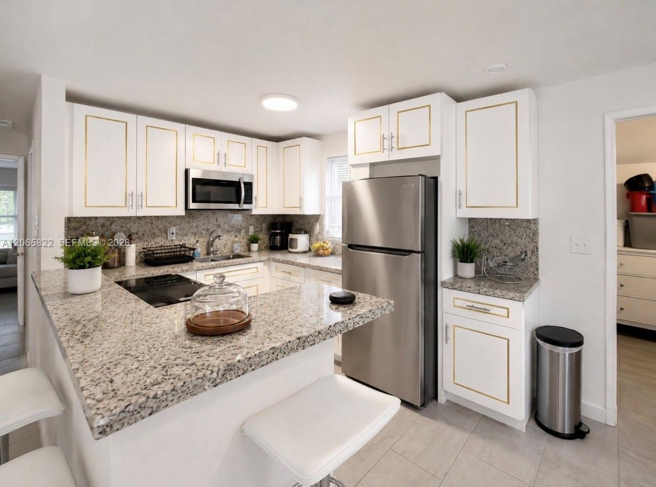 5920 NE 1st Ter , Fort Lauderdale, FL 33334 Photo