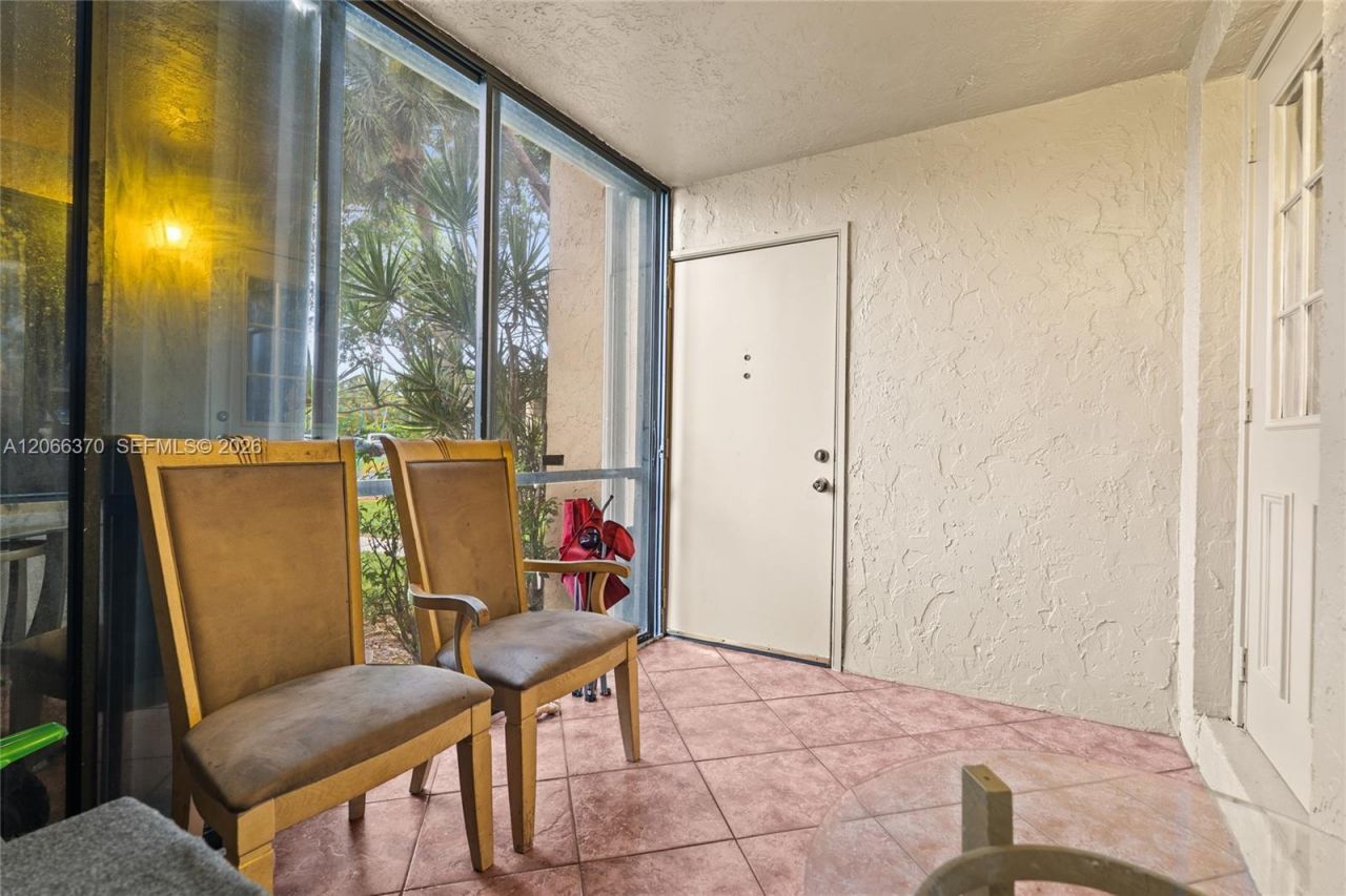511 Shady Pine Way , Unit D1, Greenacres, FL 33415 Photo