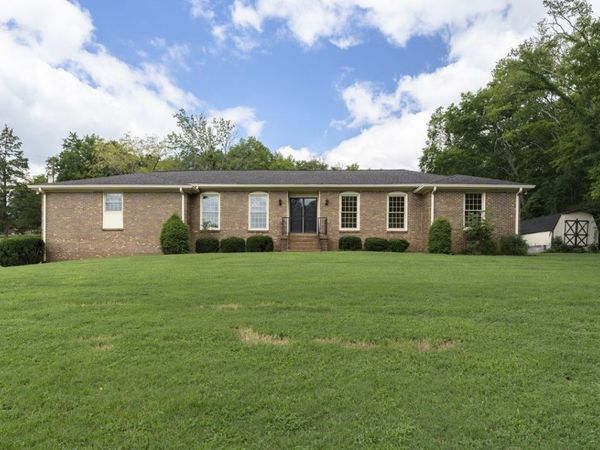 2314 East Hill Dr, Madison, TN 37115