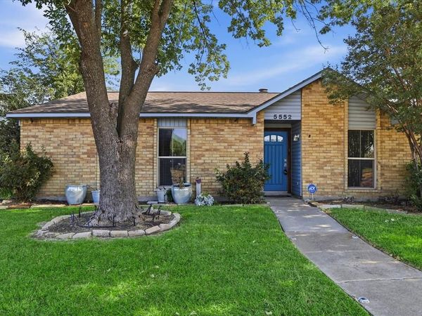 5552 N Colony Boulevard, The Colony, TX 75056