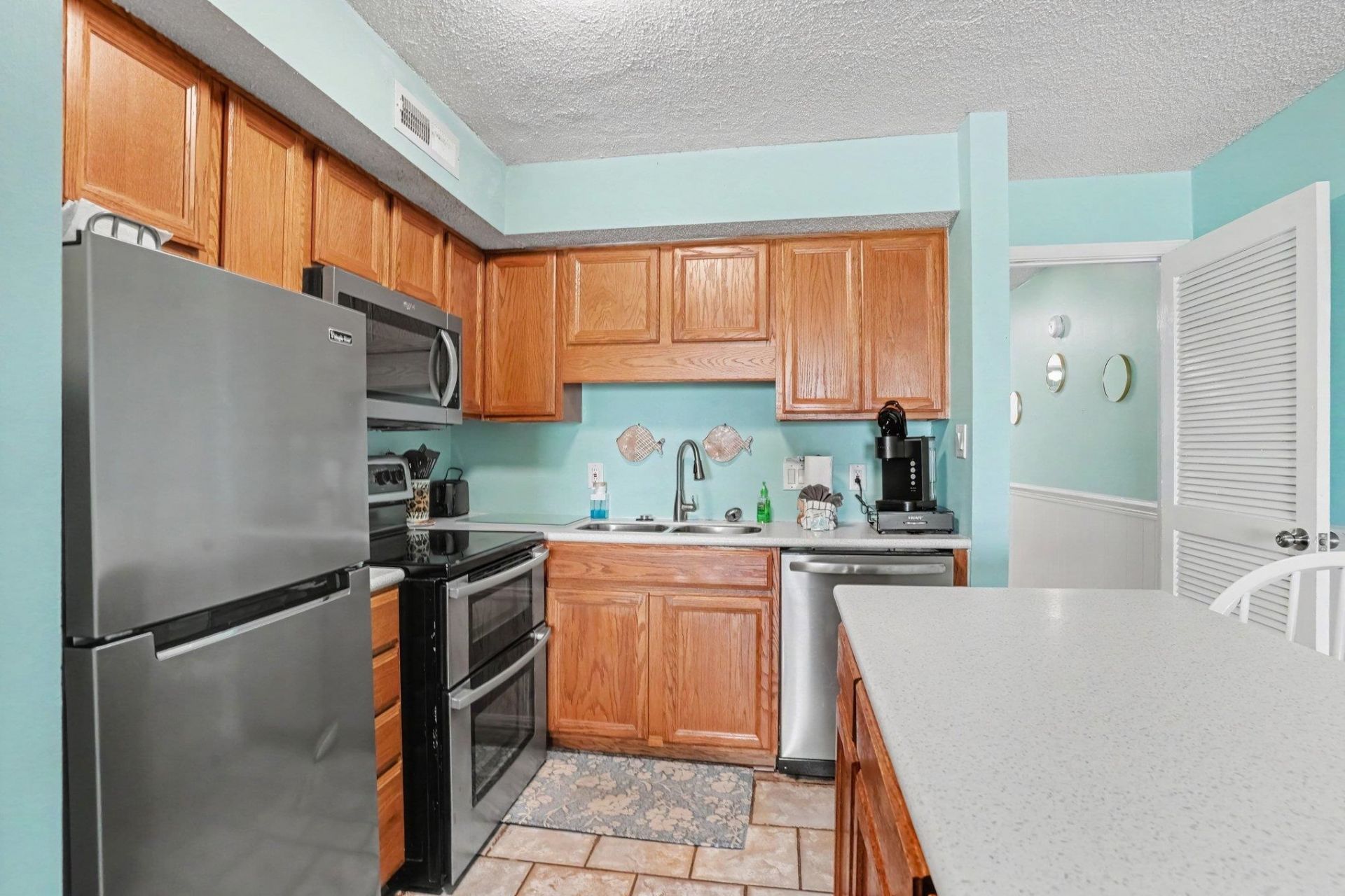 340 N Waccamaw Dr. Photo 4