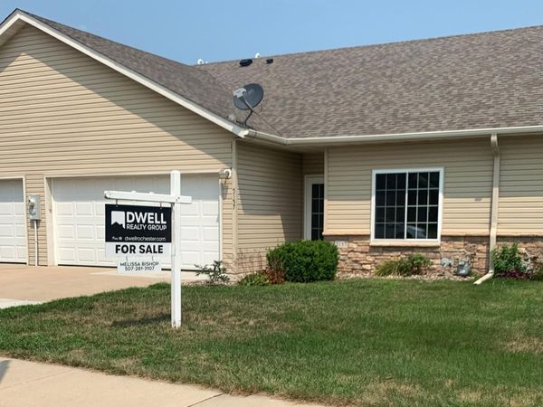 5157 Weatherstone Drive NW, Rochester, MN 55901