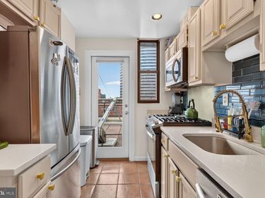 1111 ARLINGTON BOULEVARD, Unit 1007, ARLINGTON, VA 22209